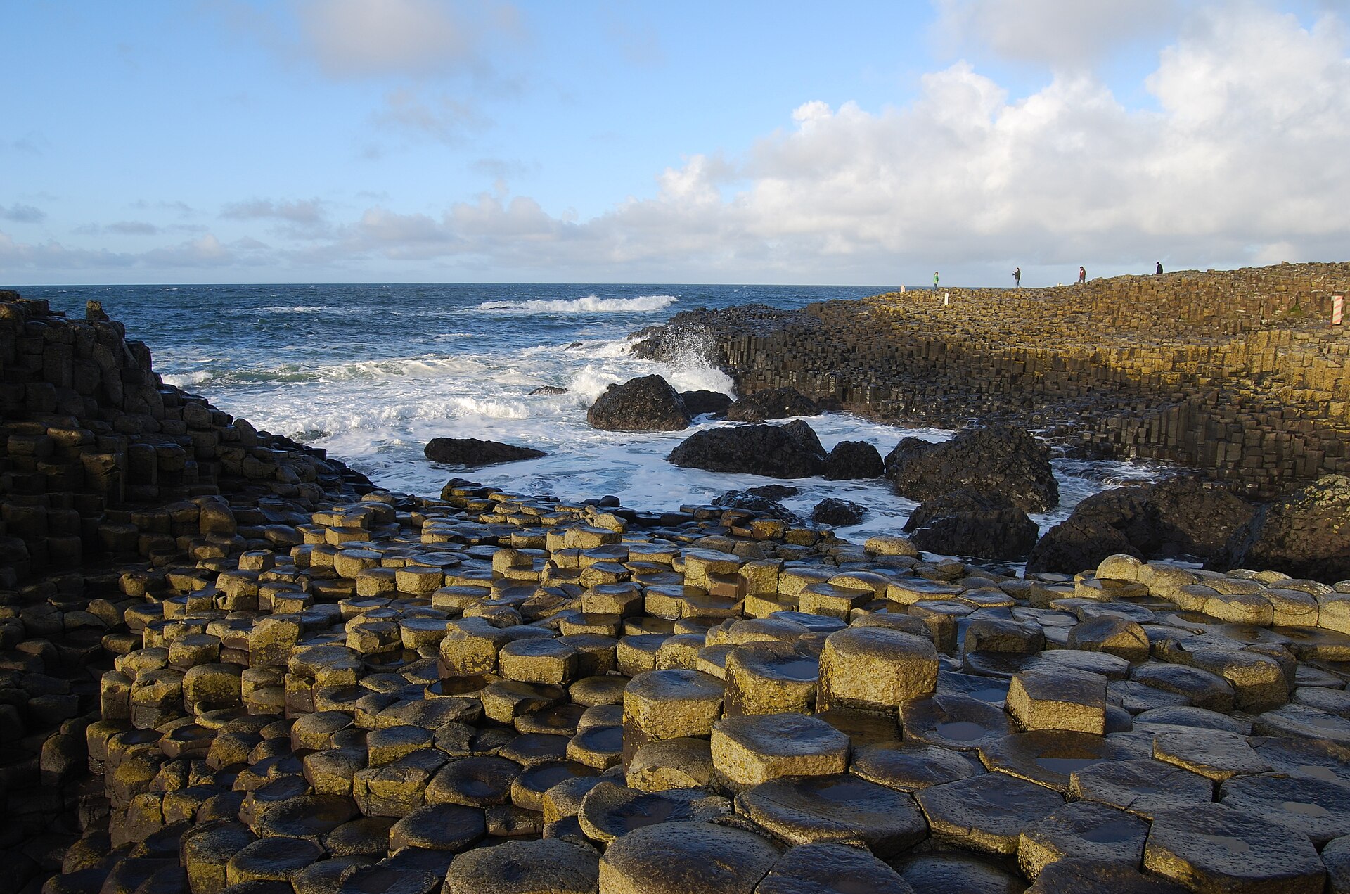 Causeway Coast — local landmark and streetscape